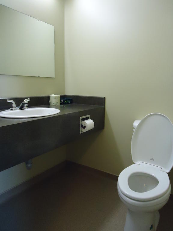 Lake-Vu Motel Kenora Room photo